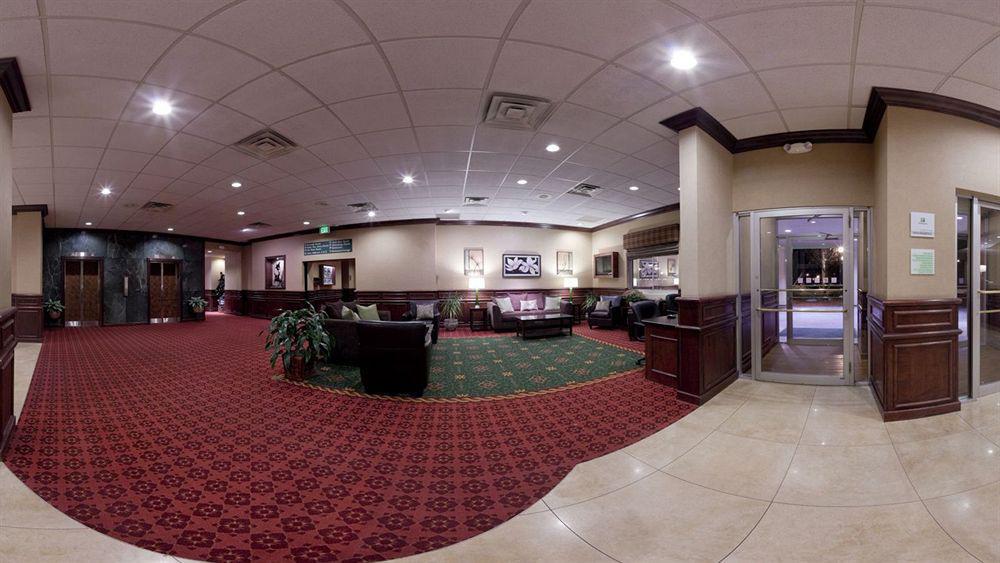 Doubletree By Hilton Neenah Exterior photo